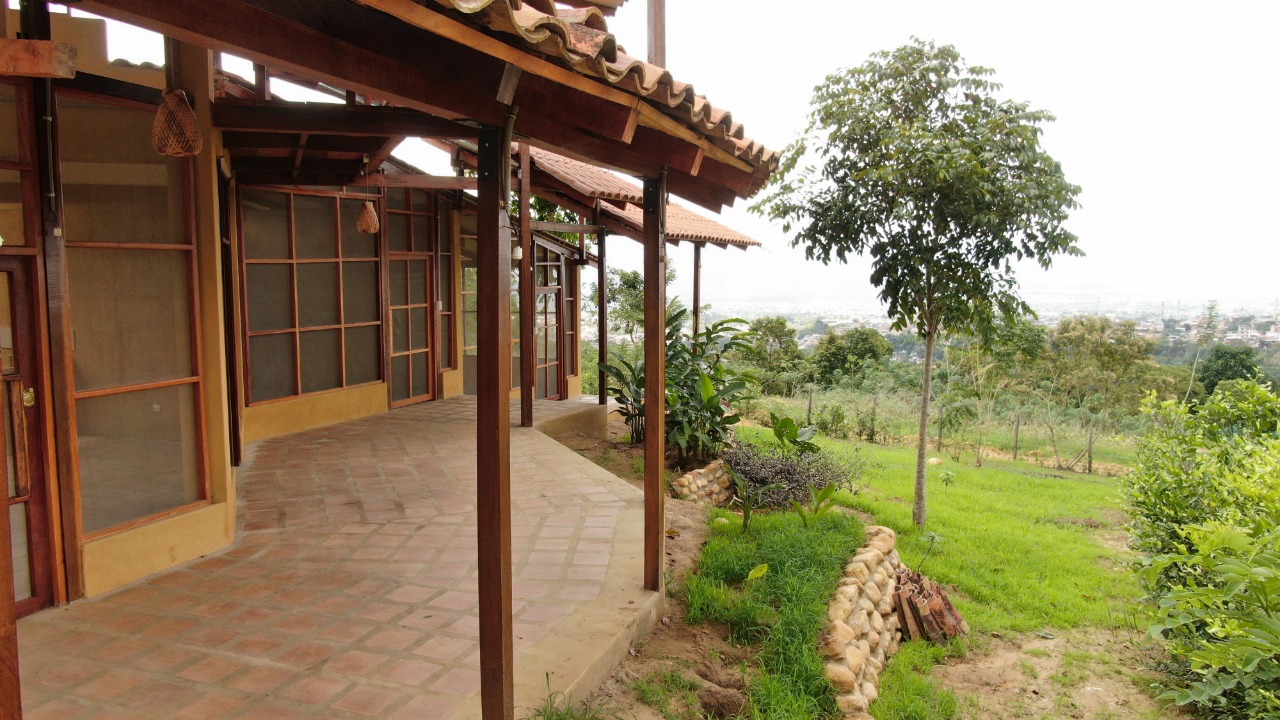 Casa en venta con vista panorámica en Tarapoto – Lista para habitar